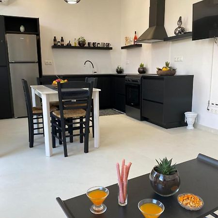 Artelie Apartment Кипарисия Екстериор снимка